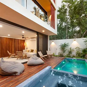 Aru Luxury - Private Pools Apartment